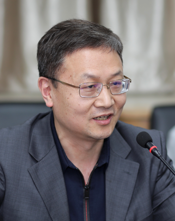 金章东